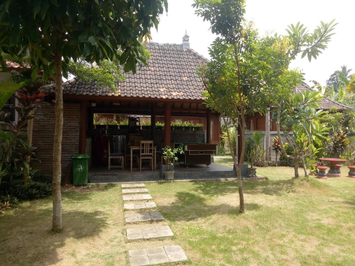 Khalisha Villa Airsatang Exteriör bild